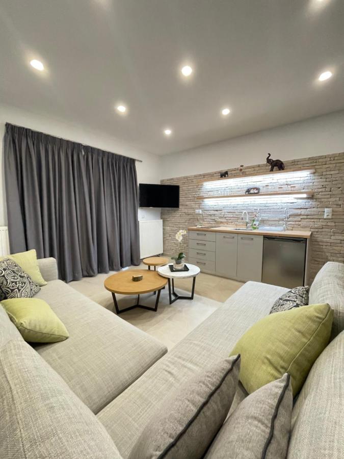 Central Luxury Apartment In Paralia Ofryniou Ofrínion المظهر الخارجي الصورة